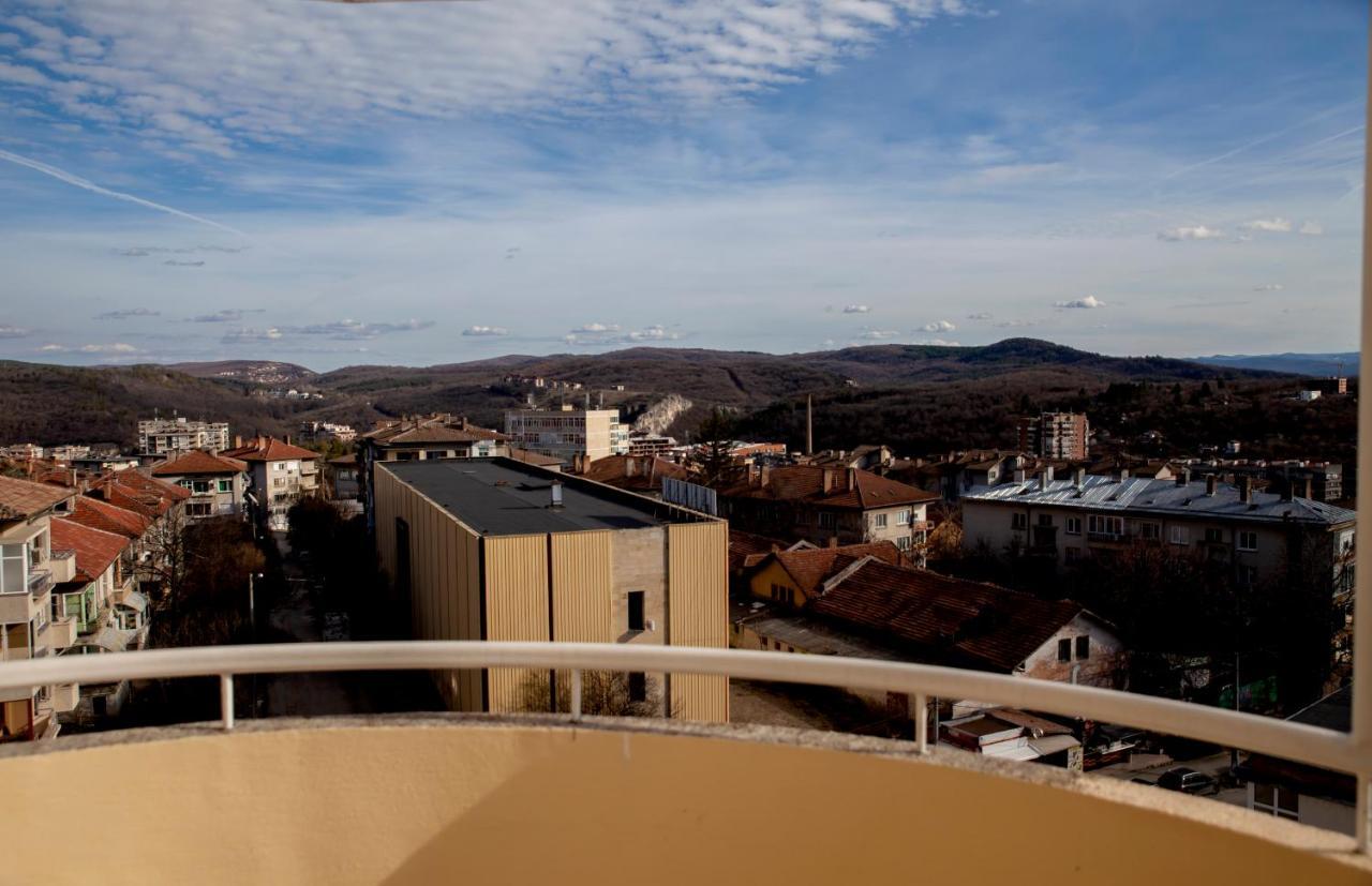 Stadium Apartments Veliko Tárnovo Exterior foto